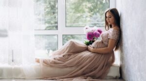 Maternity Fashion Trends_ Stylish and Comfortable Options for Moms-to-Be