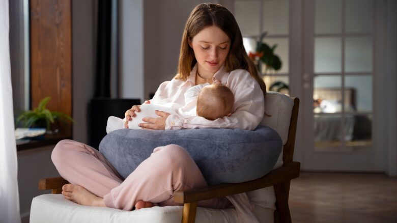 Breastfeeding Tips From Obstetricians and Lactation Experts Breastfeeding Tips From Obstetricians and Lactation Experts